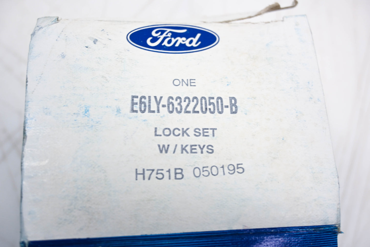 New OEM Ford E6LY-6322050-B Door Lock Cylinder & Key Kit NOS