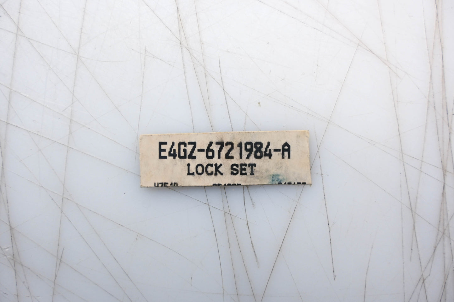 New OEM Ford E4GZ-6721984-A Lock Cylinder Kit NOS