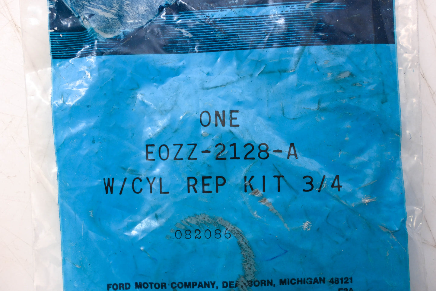 New OEM Ford E0ZZ-2128-A Rear Brake Cylinder Repair Kit NOS