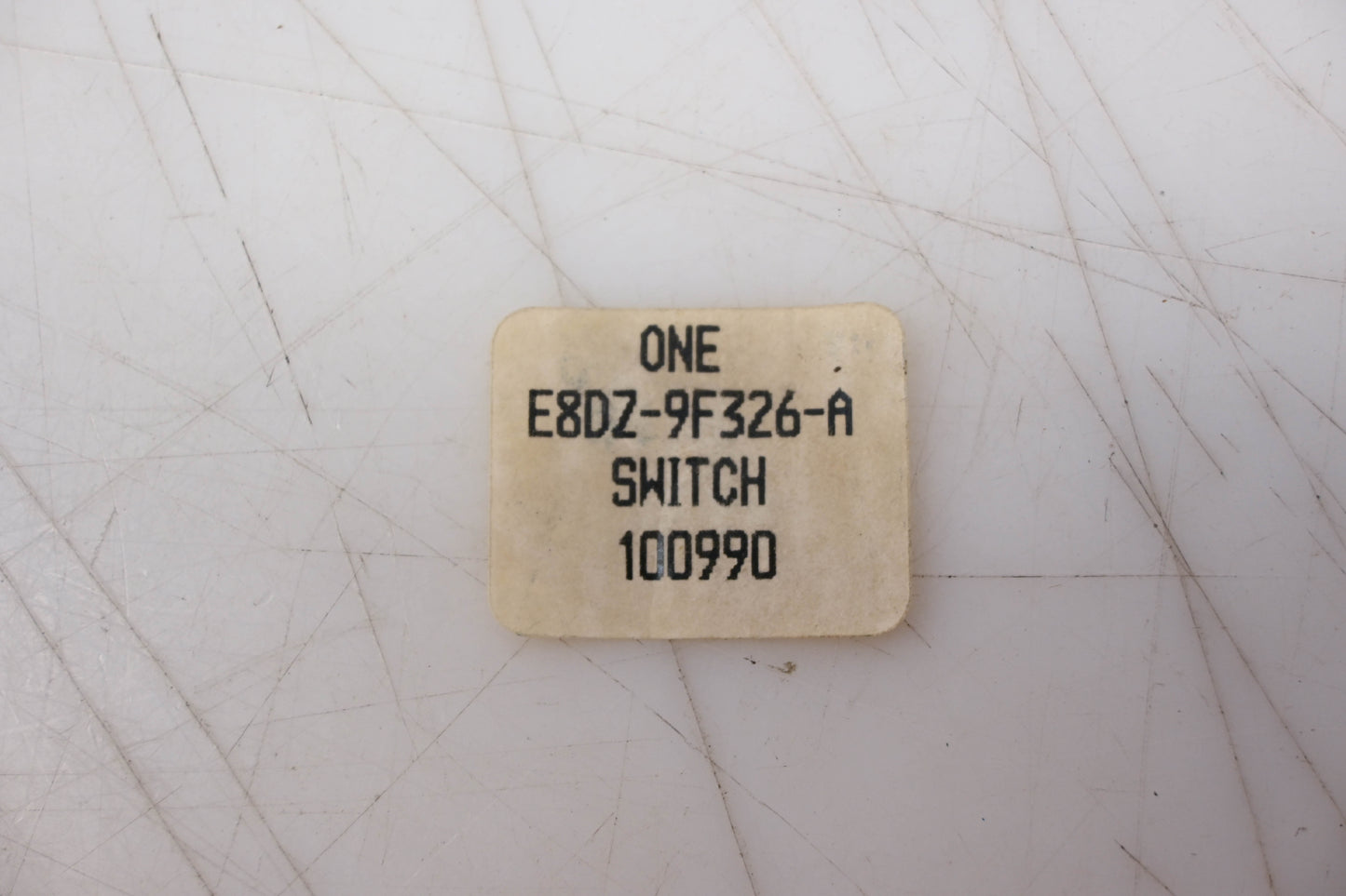 New OEM Ford E8DZ-9F326-A Low Fuel Level Switch Assembly NOS