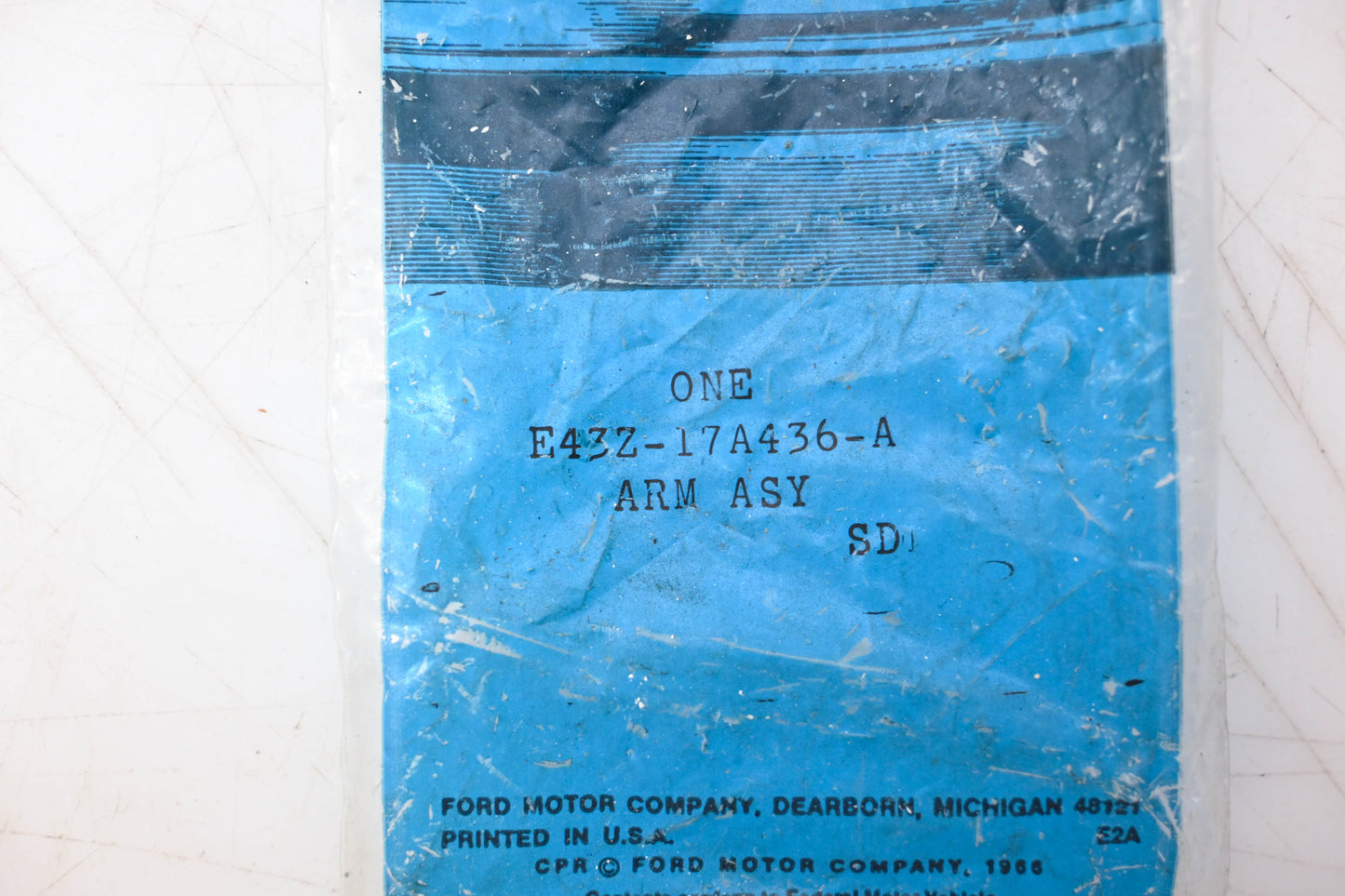 New OEM Ford E43Z-17A436-A Wiper Arm Assembly NOS