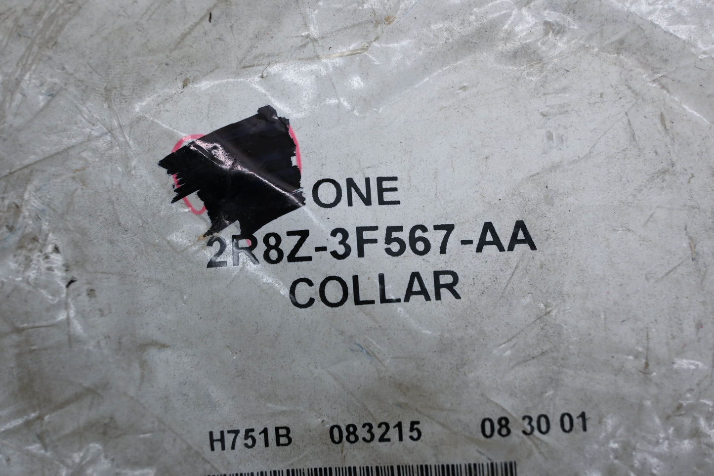 New OEM Ford 2R8Z-3F567-AA Collar NOS