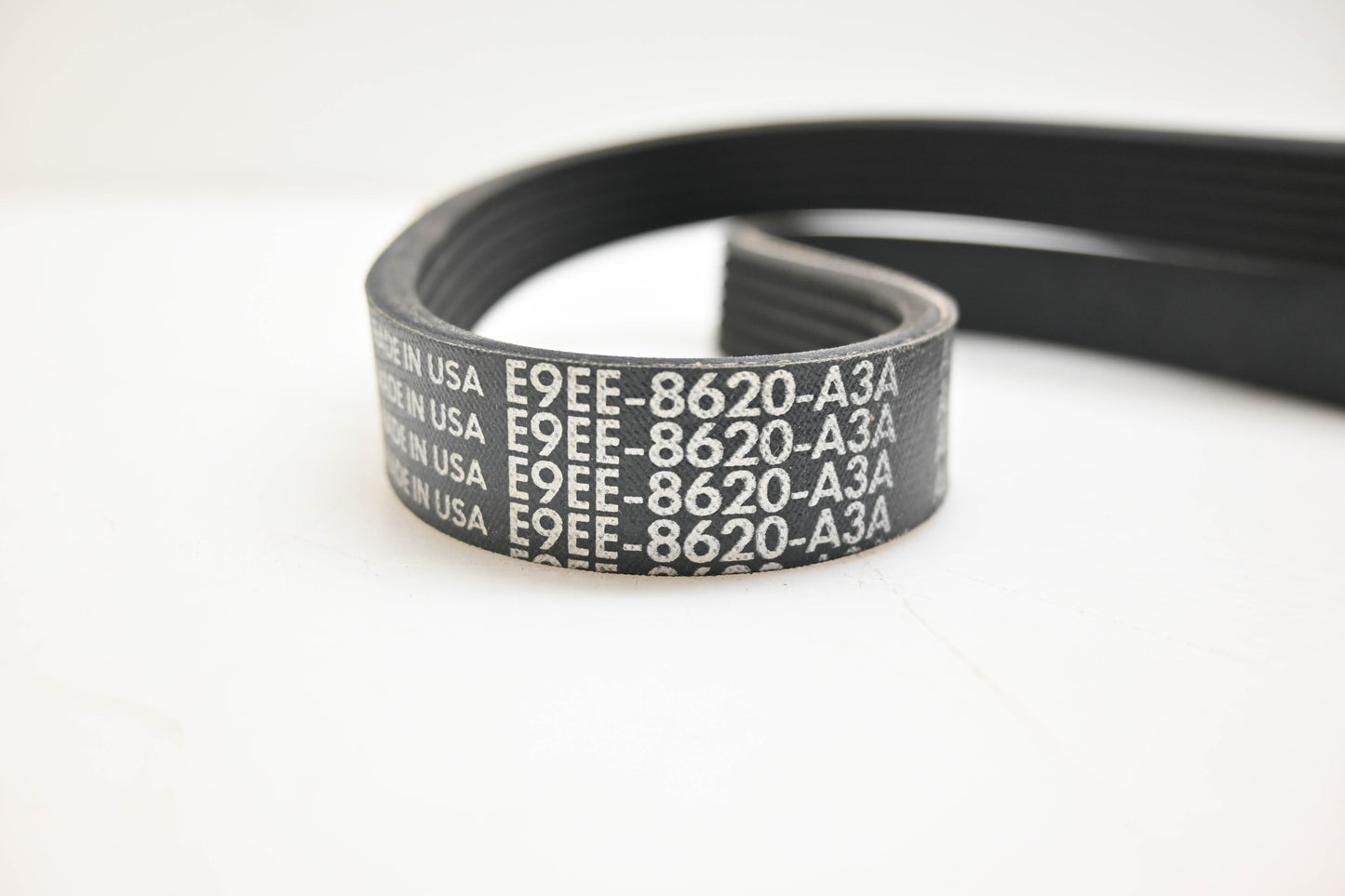 New OEM Motorcraft E9EE-8620-A3A Belt NOS