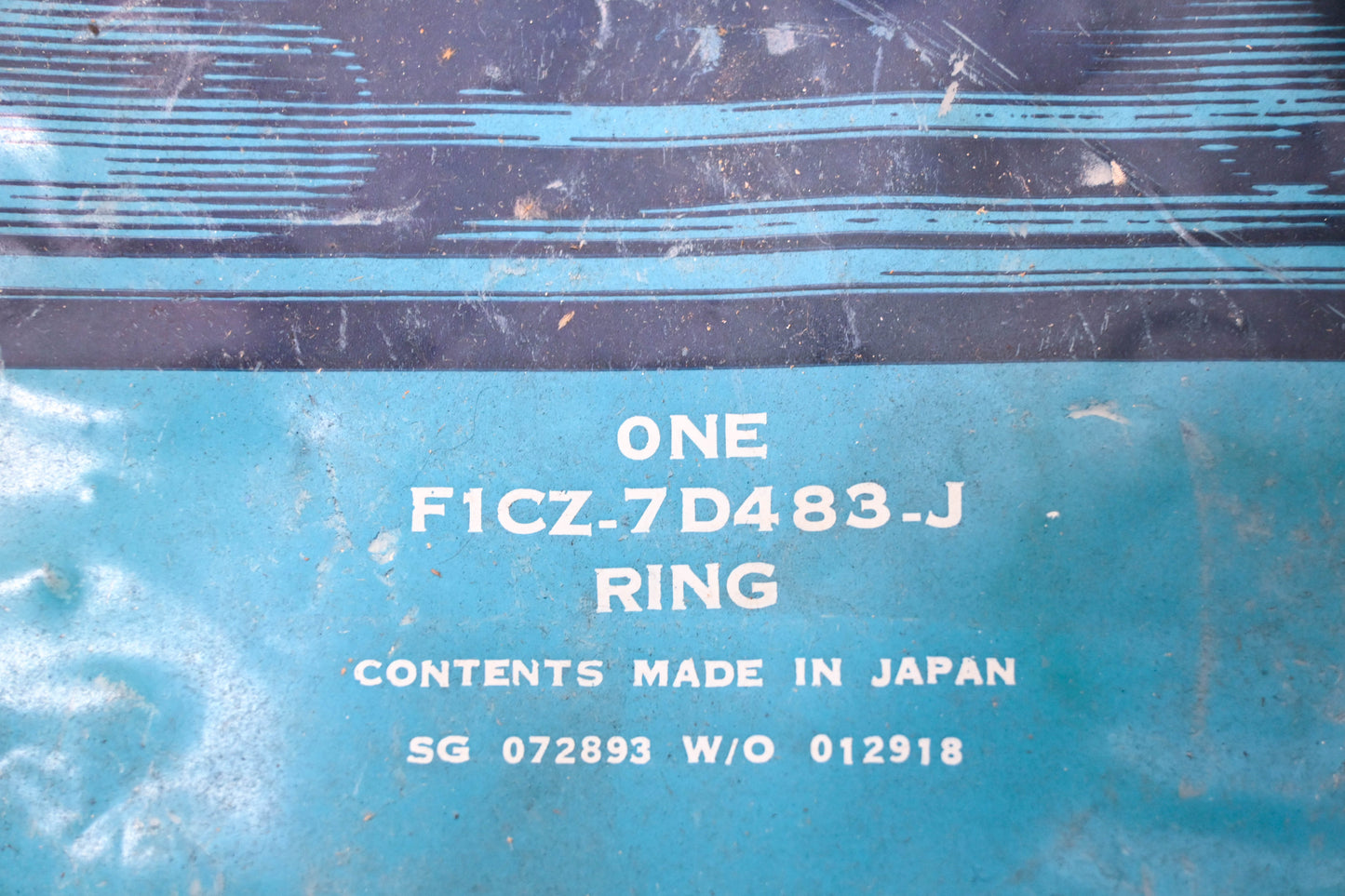 New OEM Ford F1CZ-7D483-J Retainer Ring NOS