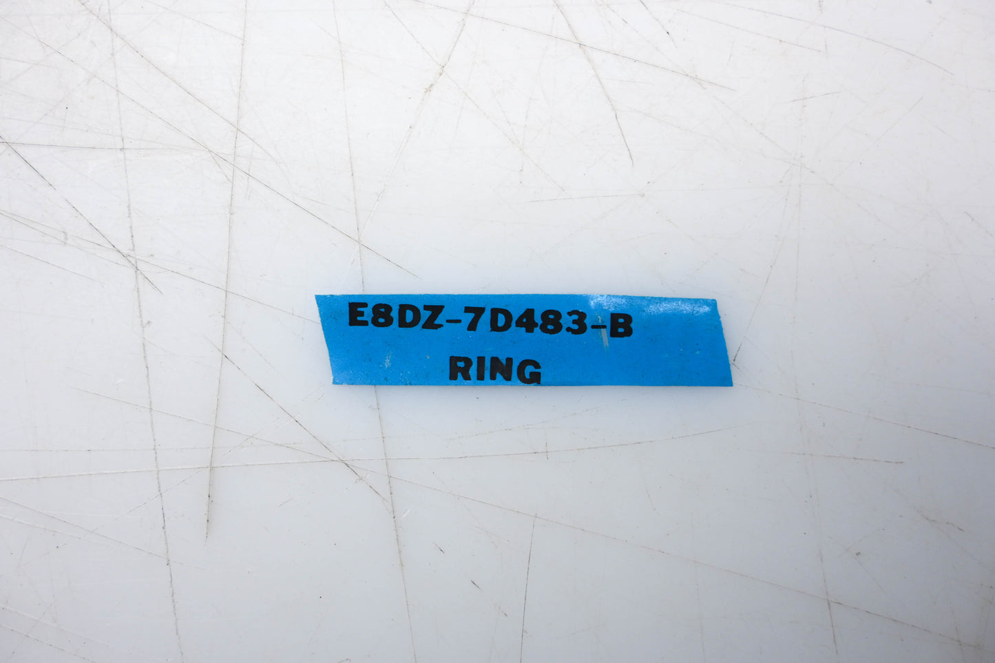 New OEM Ford E8DZ-7D483-B Snap Ring NOS