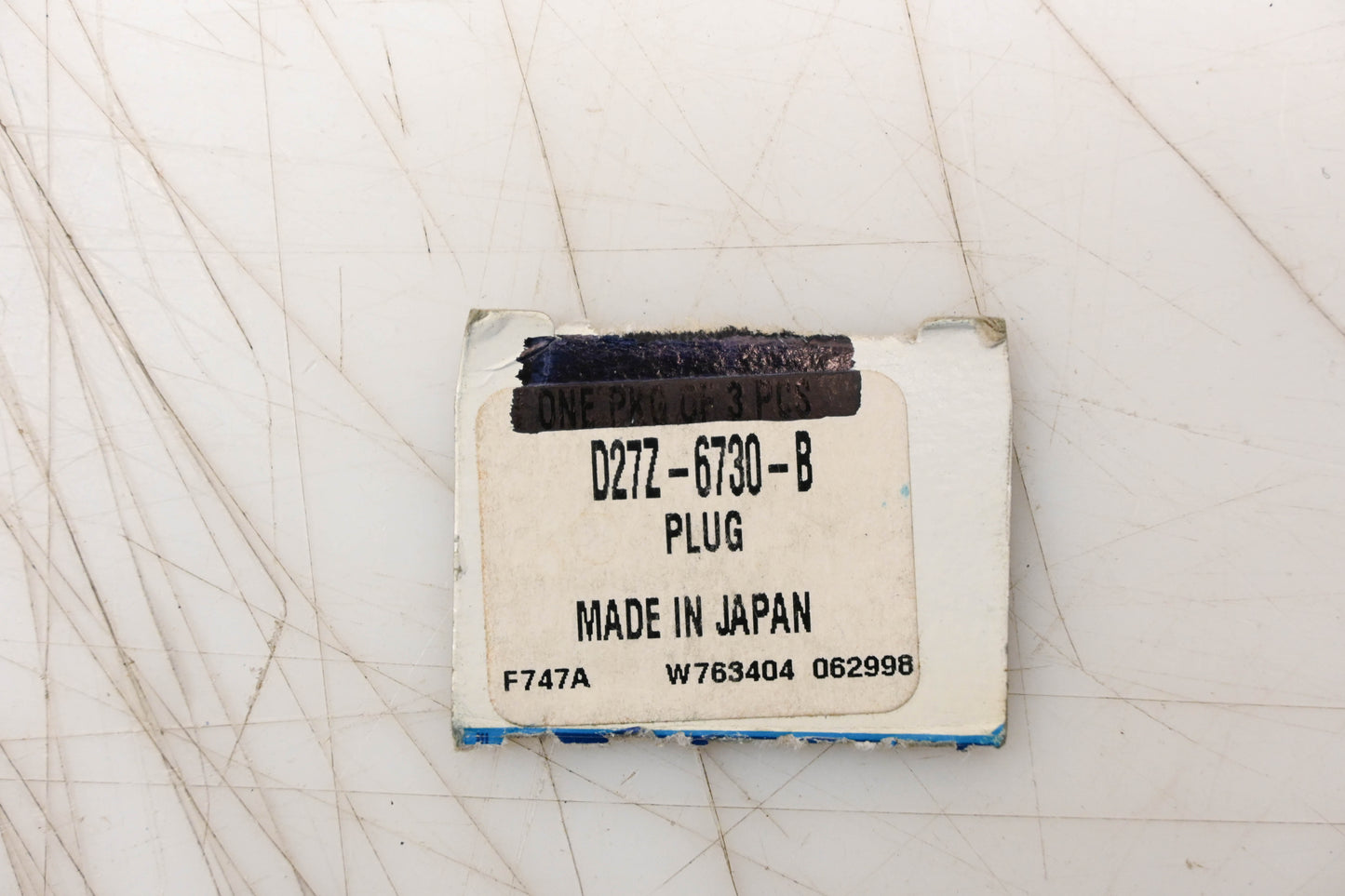 New OEM Ford D27Z-6730-B Plug NOS