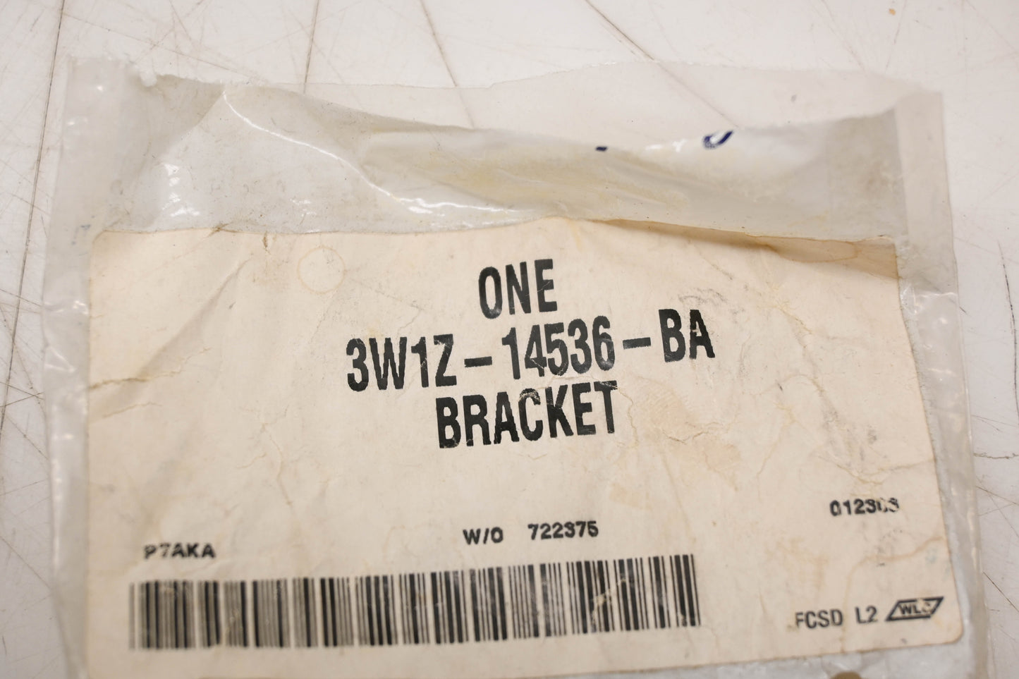 New OEM Ford 3W1Z-14536-BA Bracket NOS