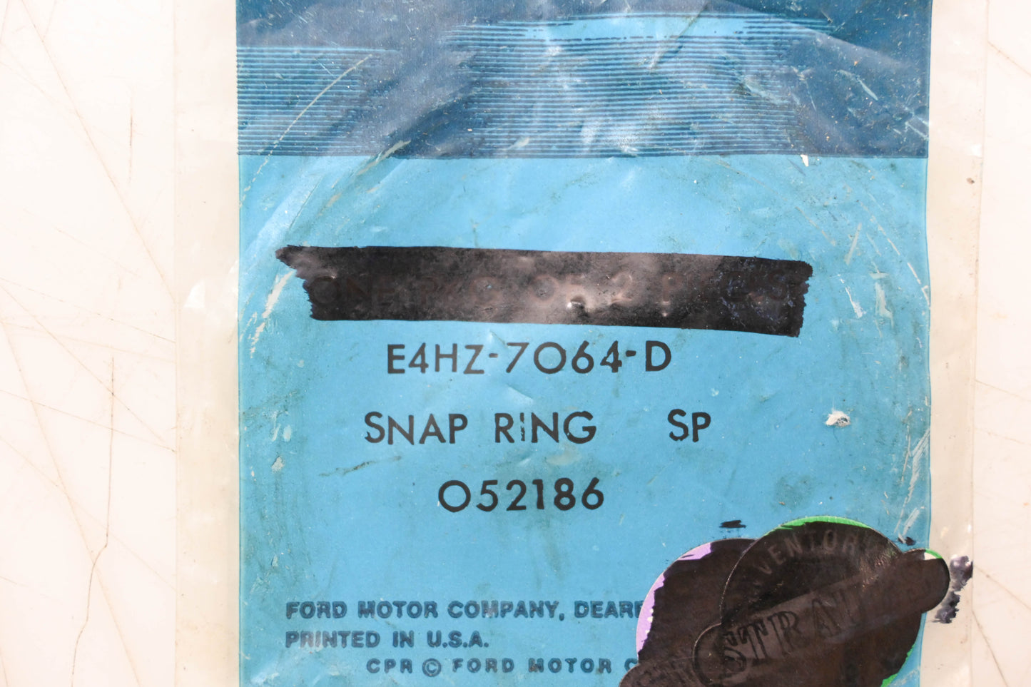 New OEM Ford E4HZ-7064-D Snap Ring NOS
