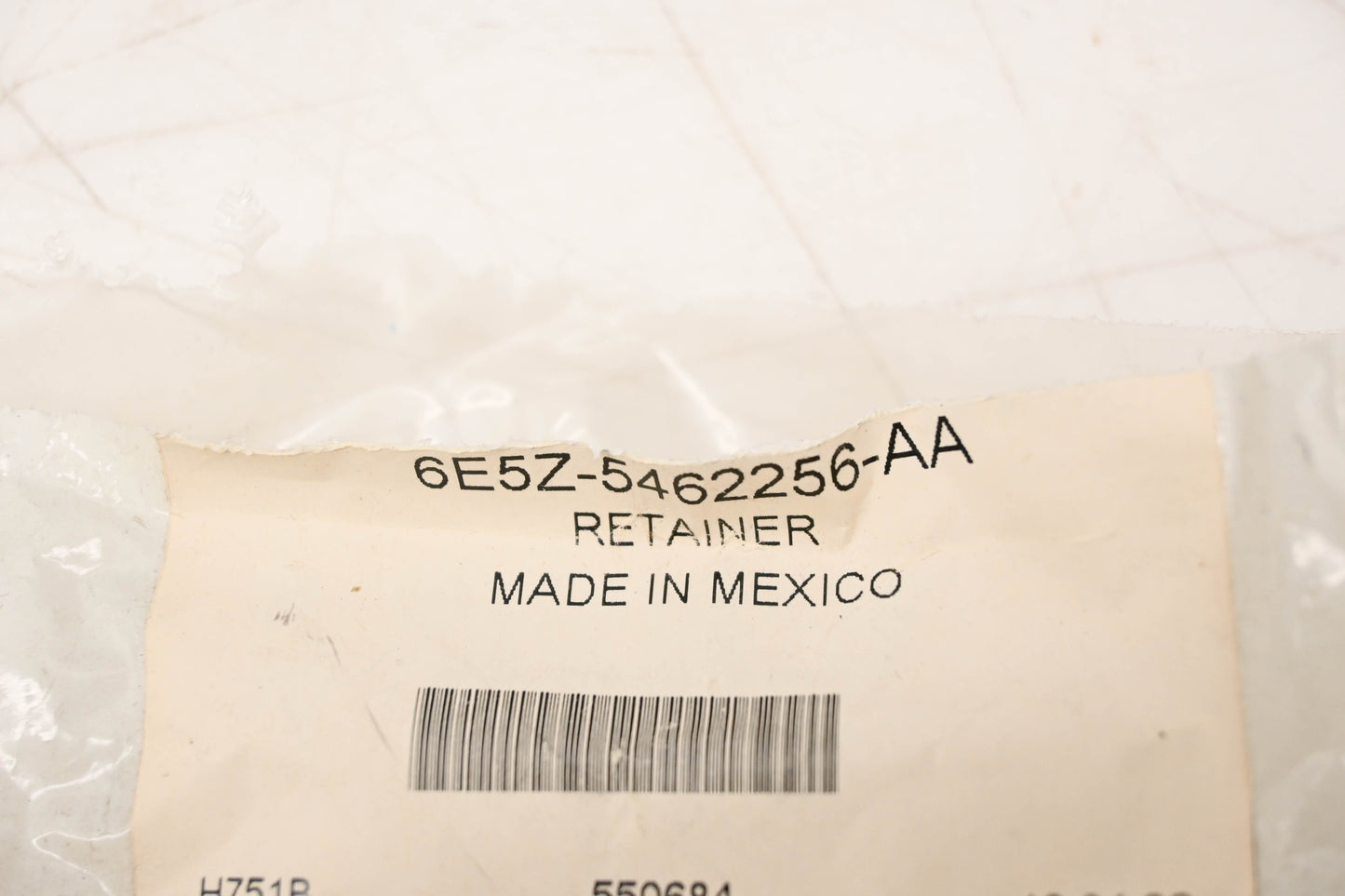 New OEM Ford 6E5Z-5462256-AA Retainer NOS