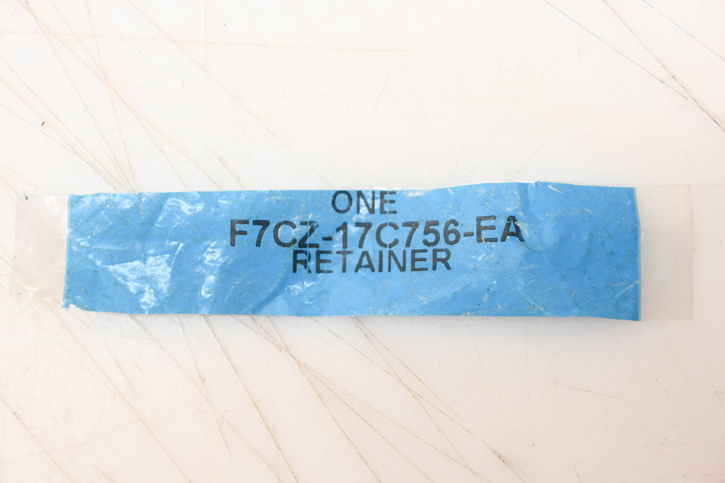 New OEM Ford F7CZ-17C756-EA Retainer NOS