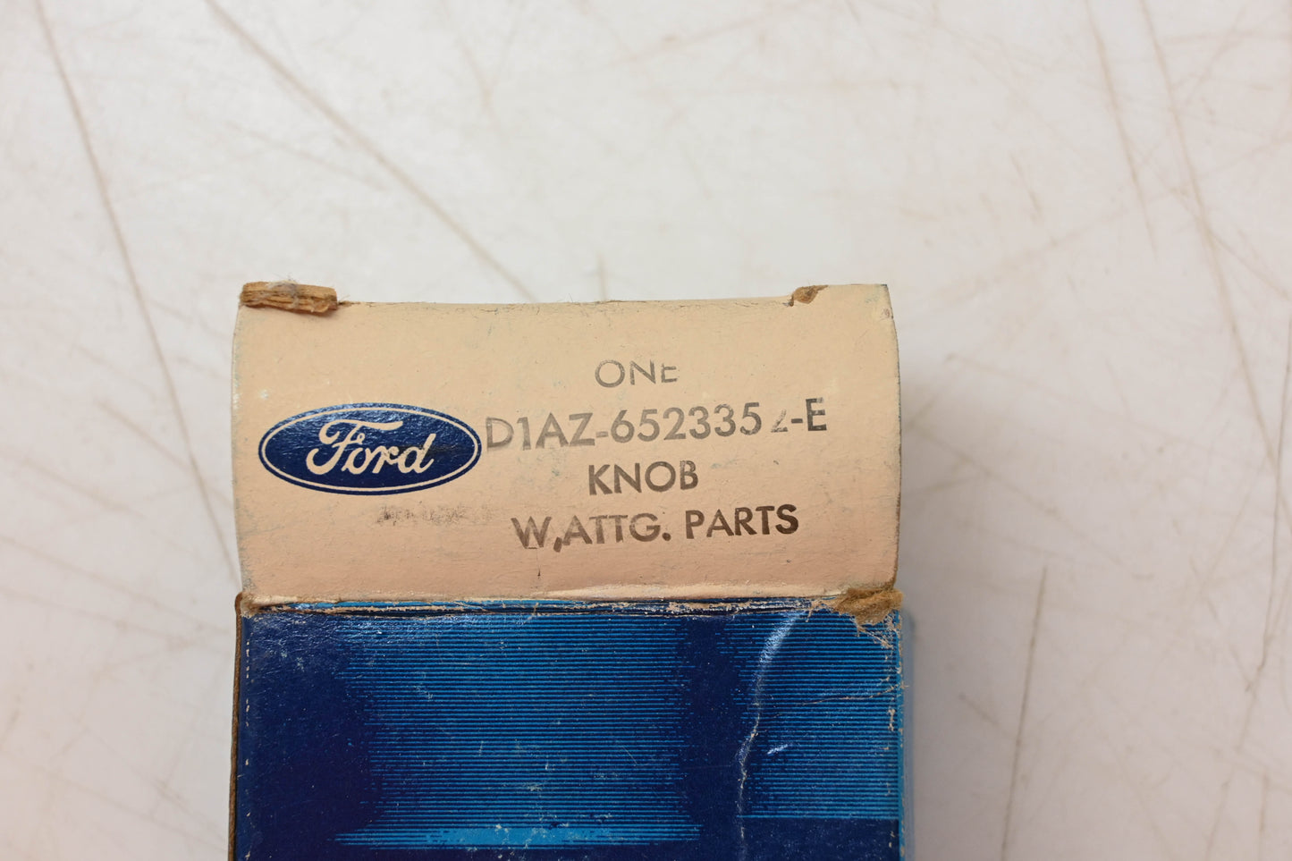 New OEM Ford D1AZ-6523352-E Knob Kit NOS