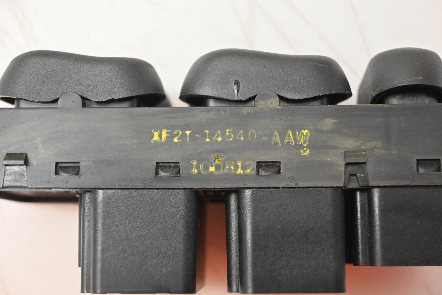 New OEM Ford XF2T-14540-AAW Door Window Switch Assembly NOS