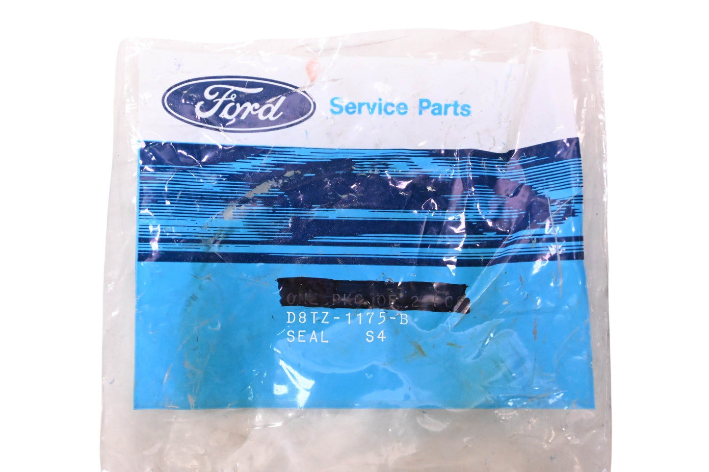 New OEM Ford D8TZ-1175-B Inner Wheel Seal NOS