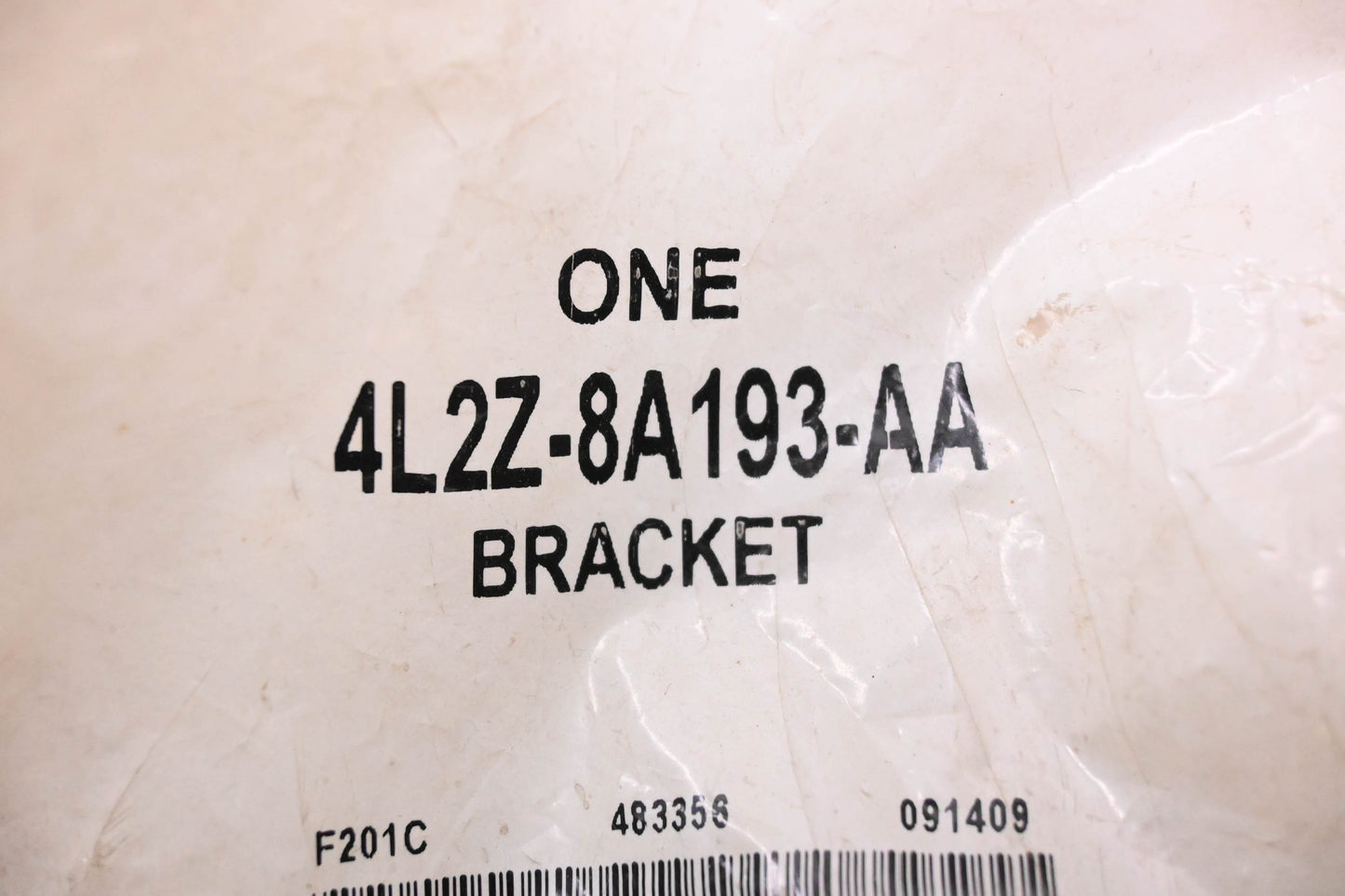 New OEM Ford 4L2Z-8A193-AA Upper Right Radiator Core Support Bracket Assembly NOS