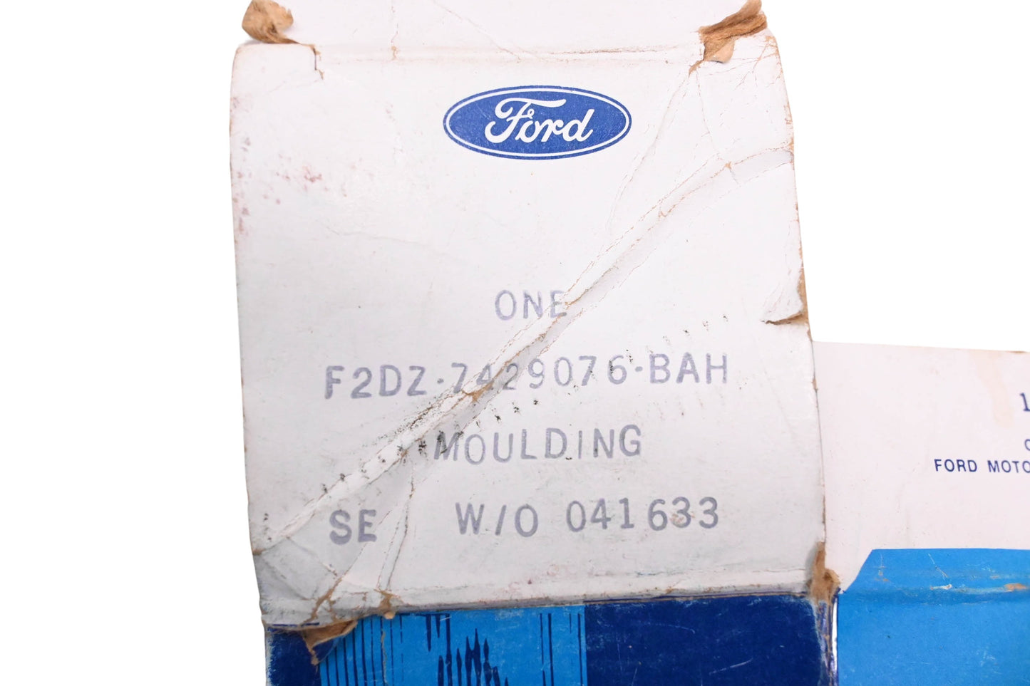 New OEM Ford F2DZ-7429076-BAH Moulding NOS