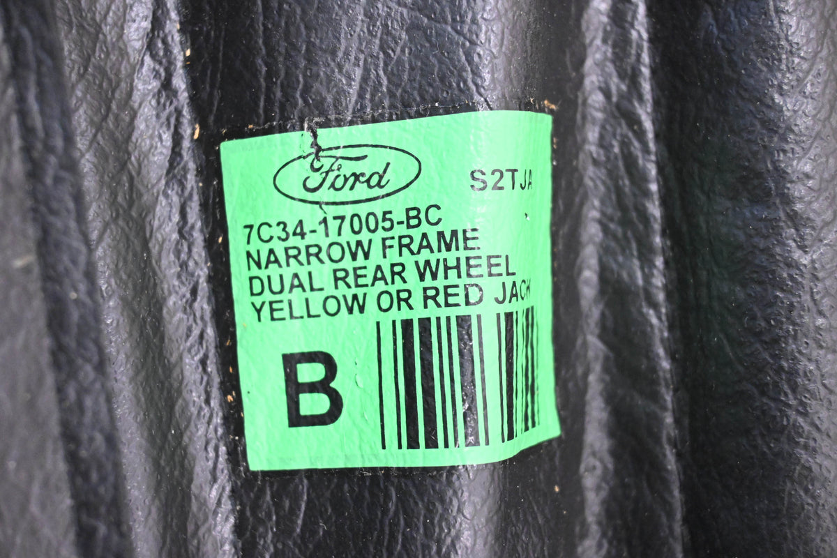 New OEM Ford 7C34-17005-BC Dual Rear Wheel Tire Iron Kit NOS