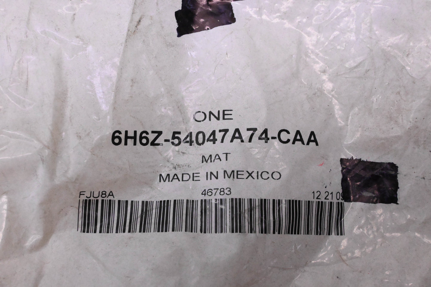 New OEM Ford 6H6Z-54047A74-CAA Mat NOS