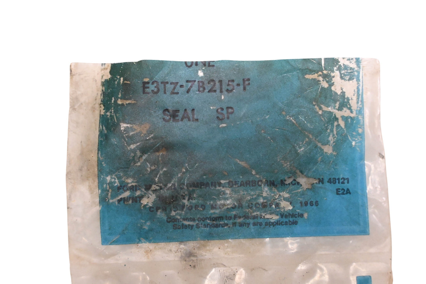 New OEM Ford E3TZ-7B215-F Seal NOS