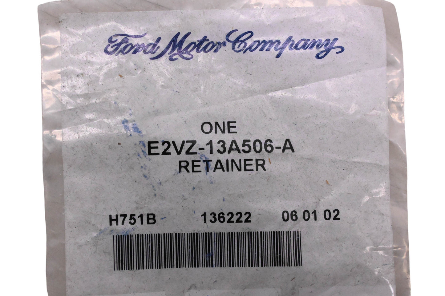New OEM Ford E2VZ-13A506-A Wiring Clip NOS