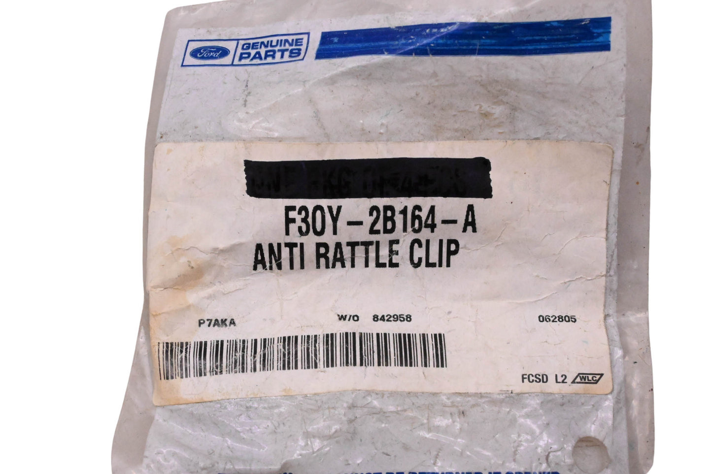 New OEM Ford F3OY-2B164-A Anti-Rattle Clip NOS