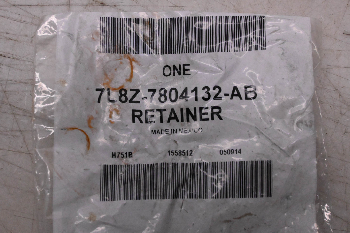 New OEM Ford 7L8Z-7804132-AB Sun Visor Retainer NOS
