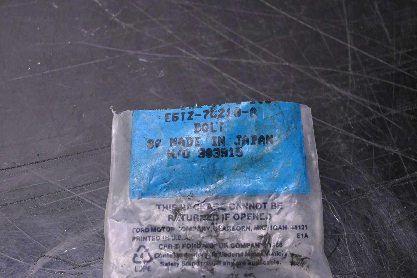 New OEM Ford E5TZ-7C210-A Transmission Bearing Retainer Bolt NOS