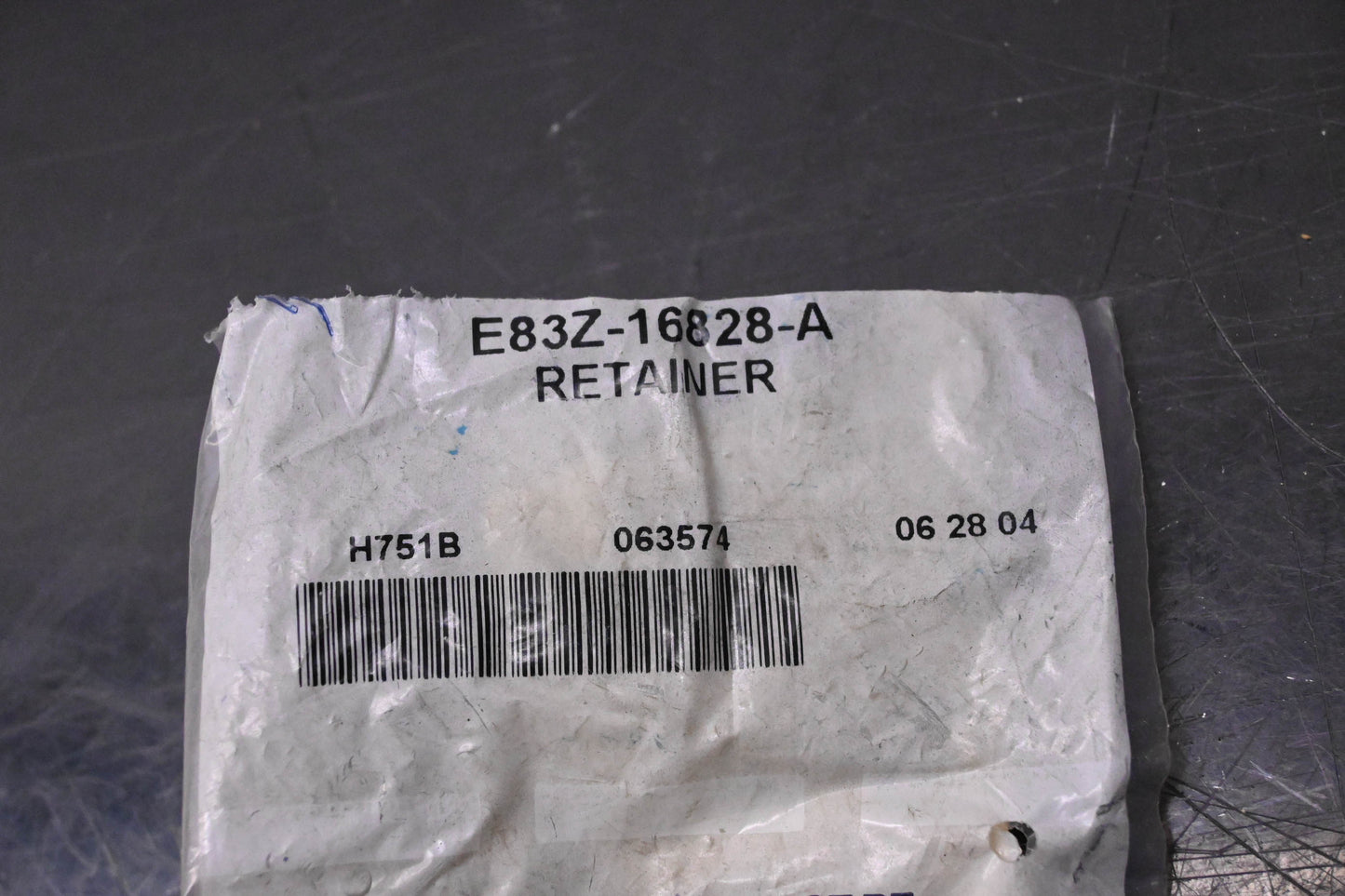 New OEM Ford E83Z-16828-A Hood Prop Rod Retainer Clip NOS