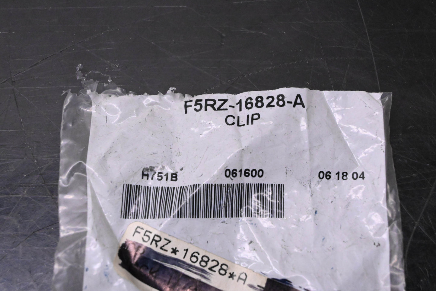 New OEM Ford F5RZ-16828-A Hood Support Rod Retainer Clip NOS