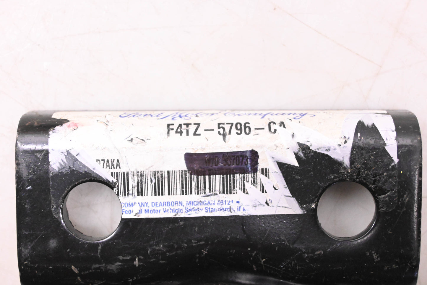 New OEM Ford F4TZ-5796-CA Rear Suspension U-Bolt Plate NOS
