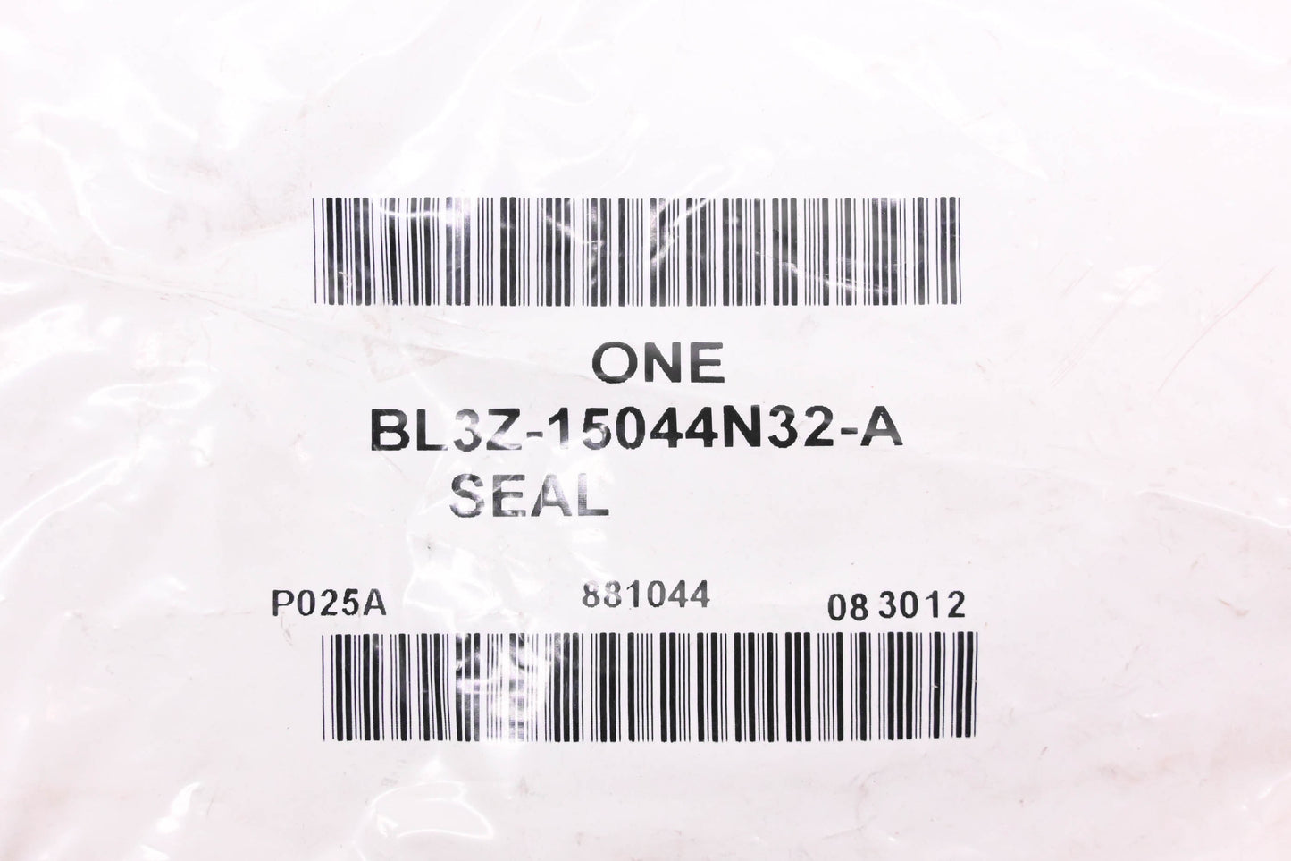 New OEM Ford BL3Z-15044N32-A Seal NOS