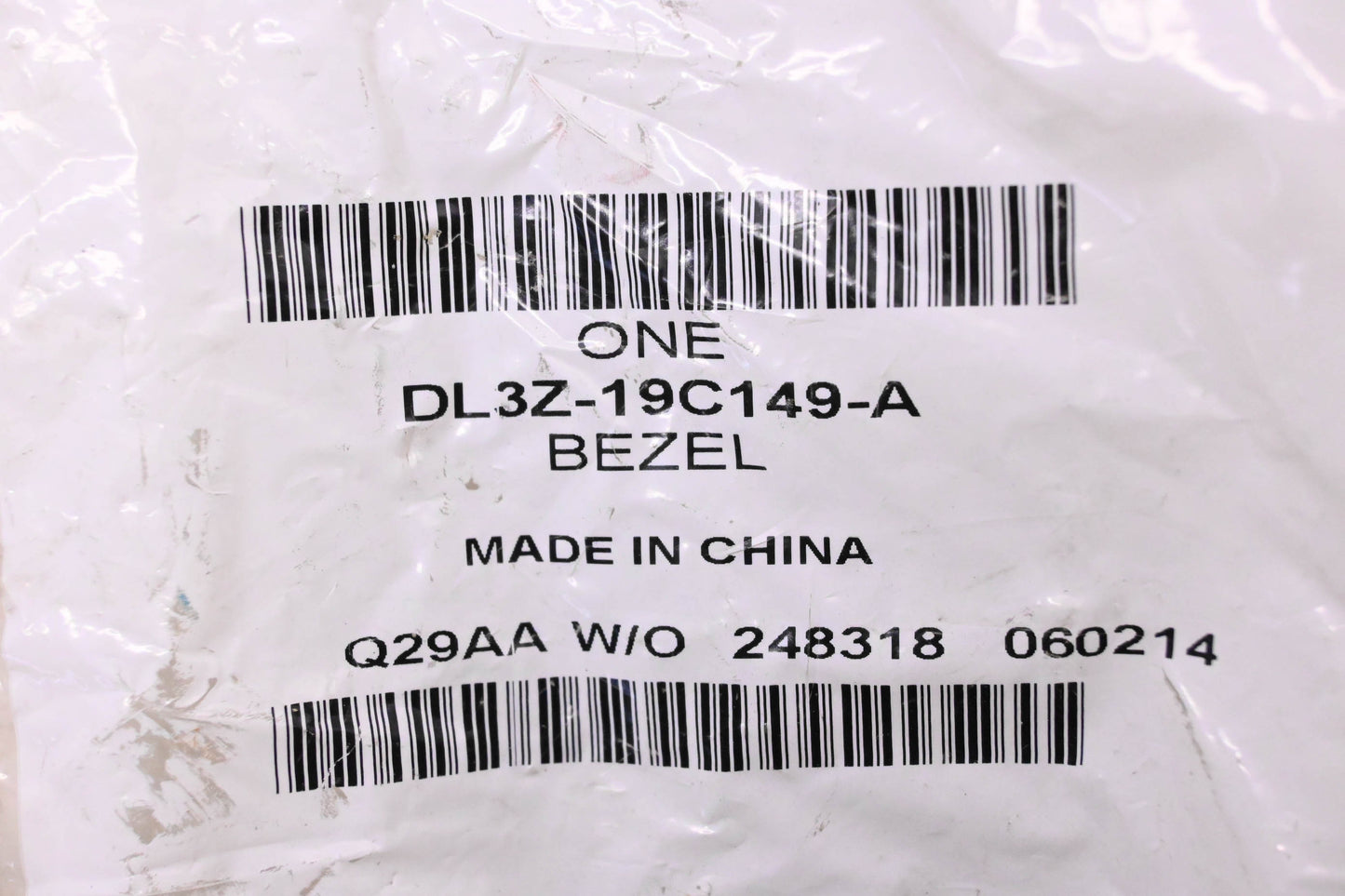 New OEM Ford DL3Z-19C149-A Radio Auxiliary Jack & USB Bezel NOS