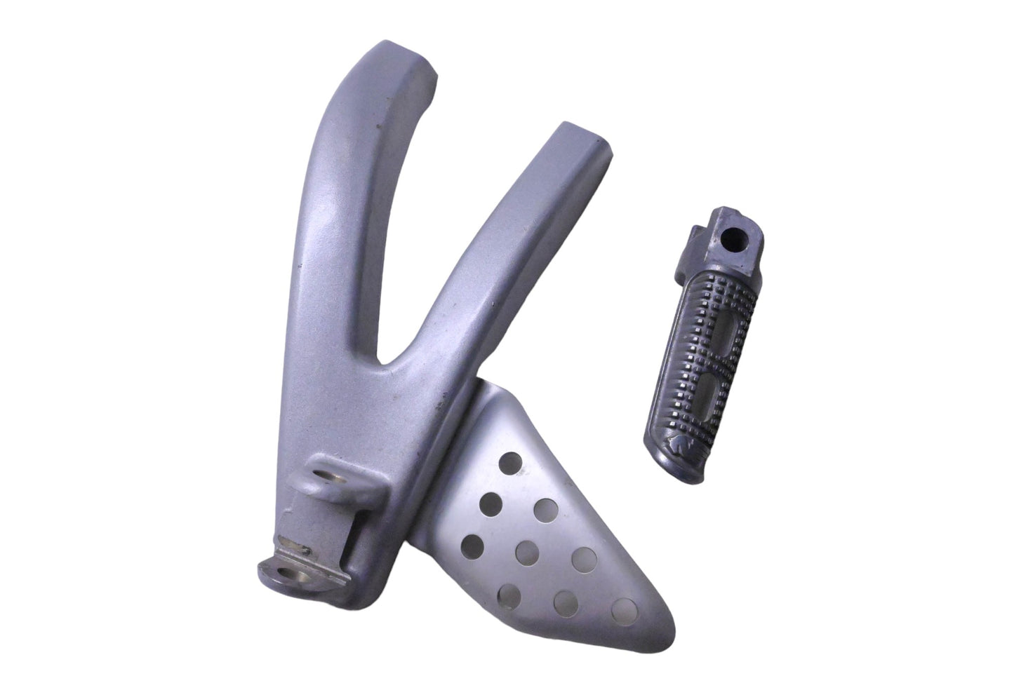 Buell N0054.2ADYBD, L0078.02A8, N0552.02A8 Left Passenger Footpeg Bracket With Footpeg and Heel Guard