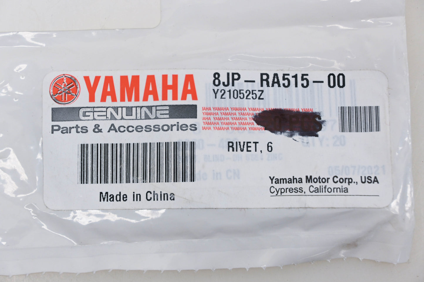 New OEM Yamaha 8JP-RA515-00-00 Rivet NOS
