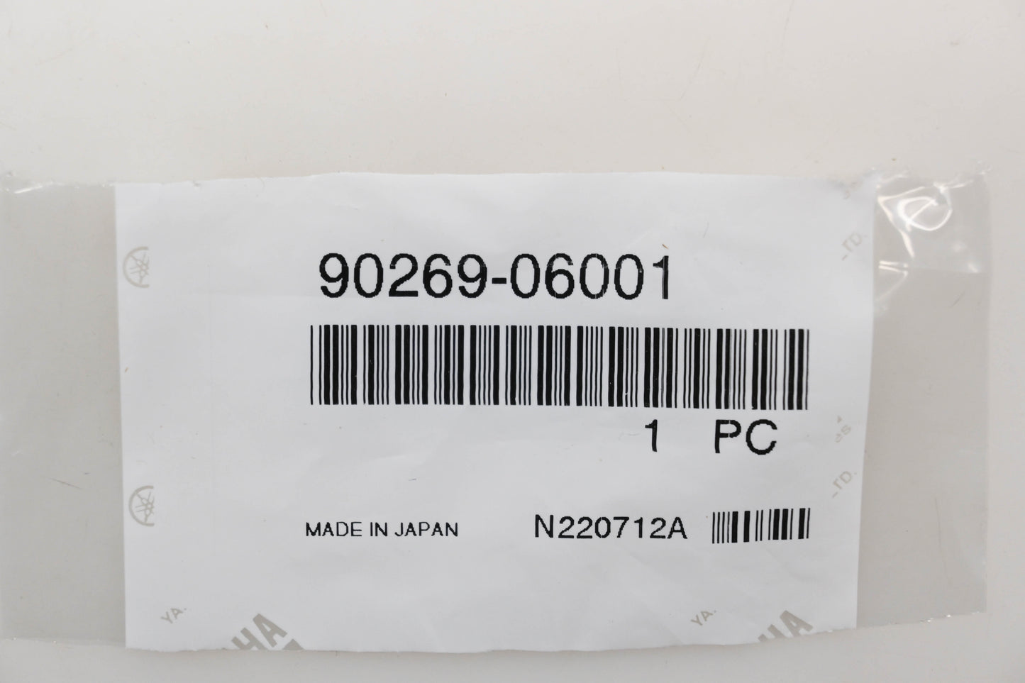 New OEM Yamaha 90269-06001-00 Plastic Rivet NOS