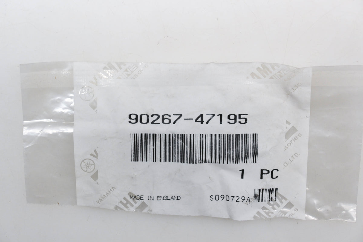 New OEM Yamaha 90267-47195-00 Rivet NOS