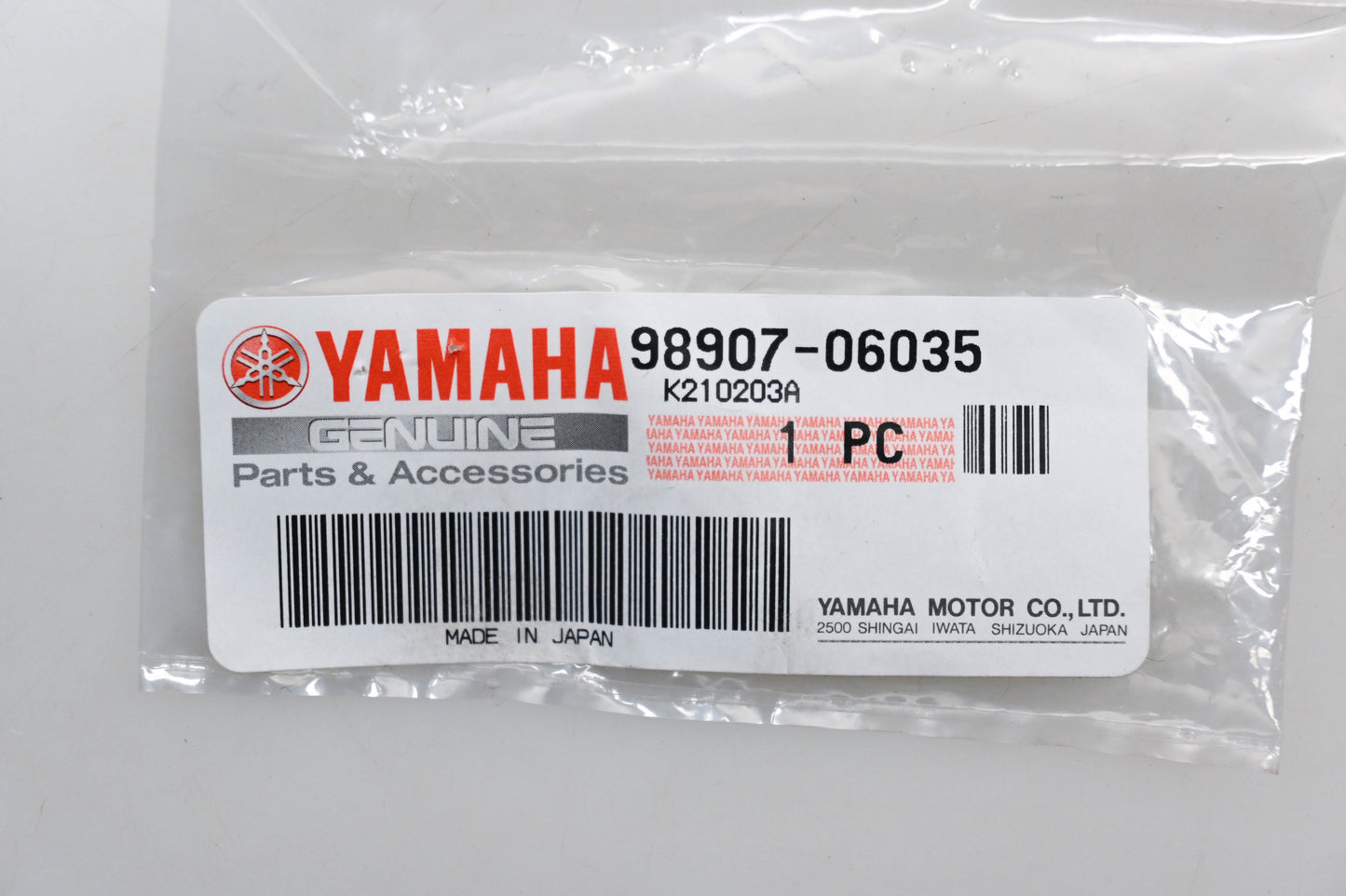 New OEM Yamaha 98907-06035-00 Screws Qty 2 NOS