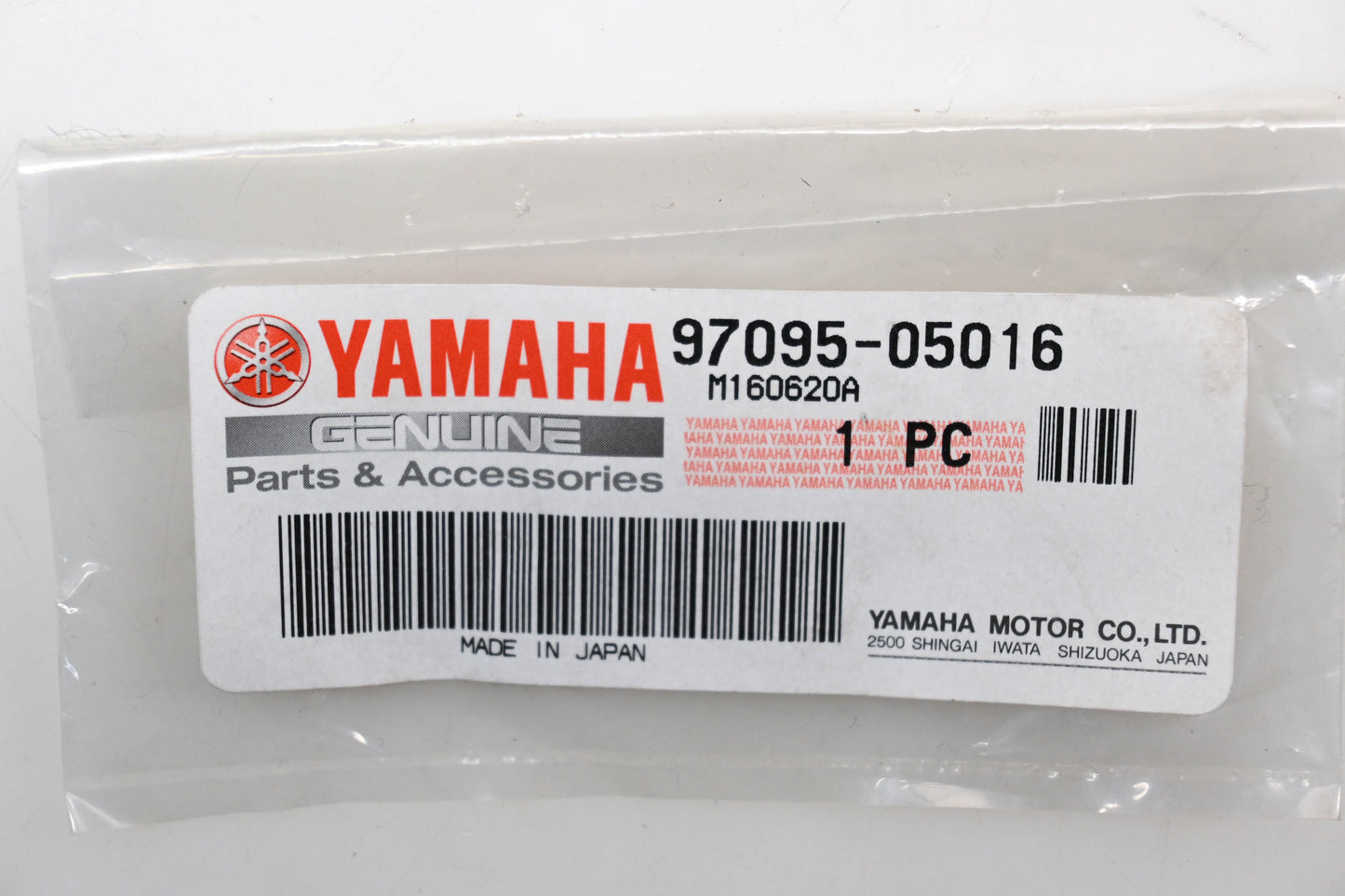 New OEM Yamaha 97095-05016-00 Bolt NOS