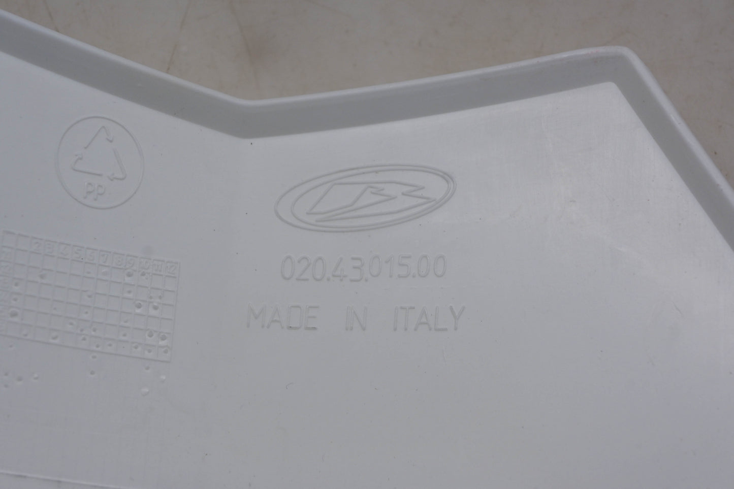 Beta 020.43.015.00, 020.43.017.87.51 White Headlight Mask Panel NOS