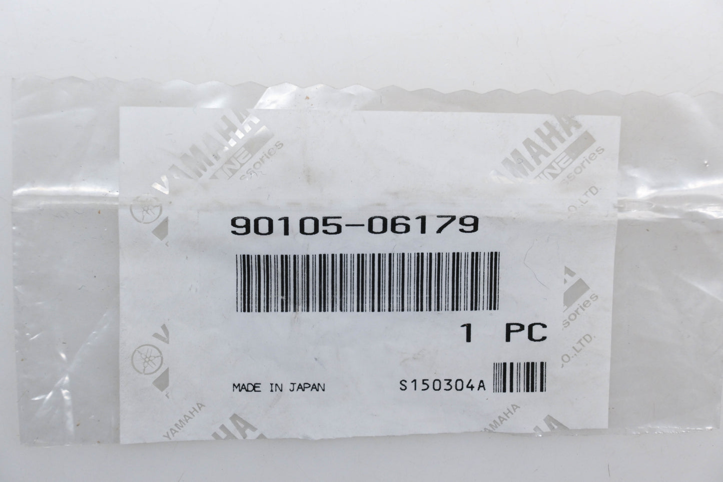 New OEM Yamaha 90105-06179-00 Flange Bolt NOS