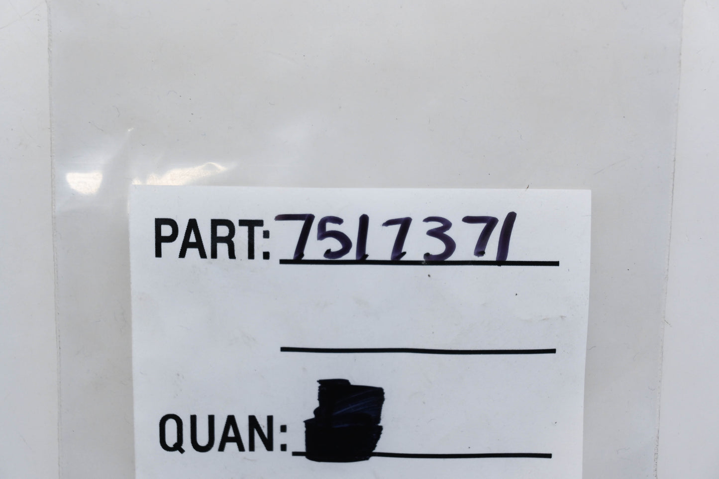 New OEM Polaris 7517371 Screws Qty 2 NOS