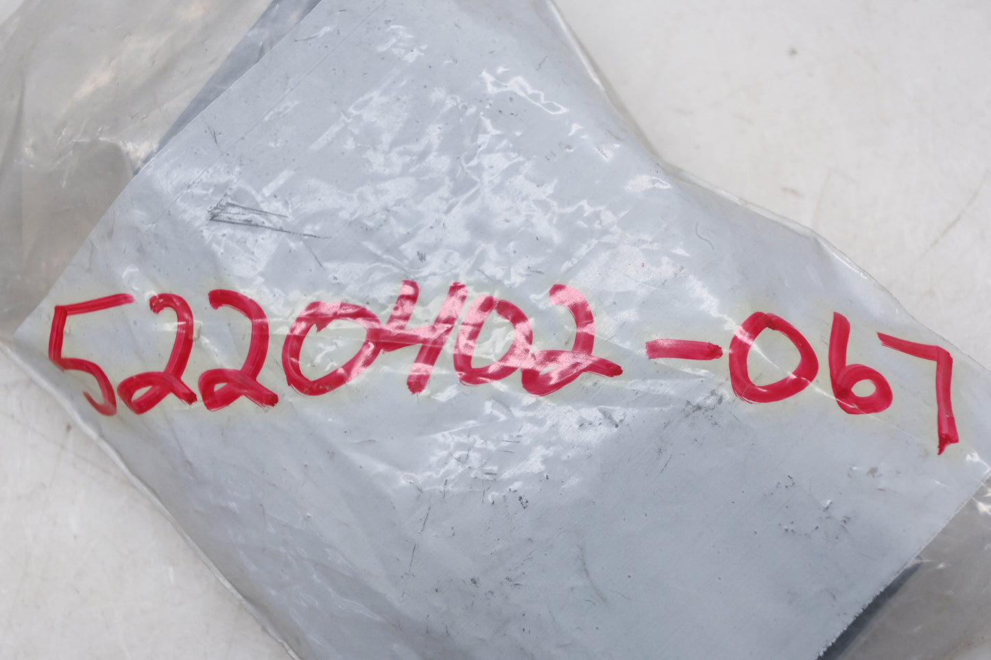 New OEM Polaris 5220402-067 Retainer NOS