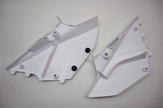 Acerbis 2402990002, 24029-90002 White Yamaha Side Panel Kit NOS