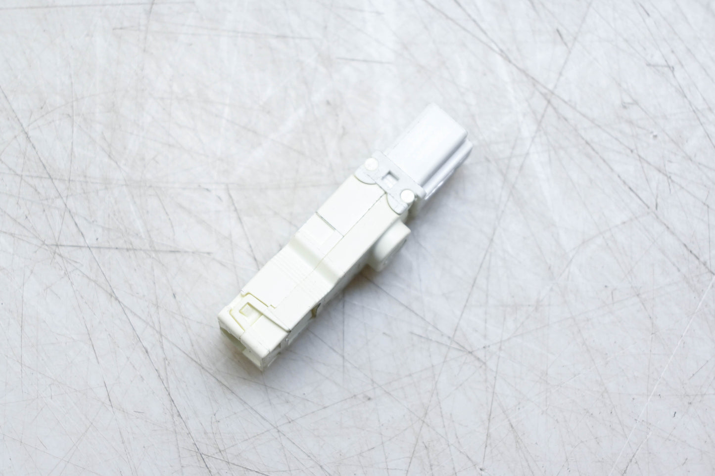 Wireland GST1512S Male Connector 16A 250V NOS