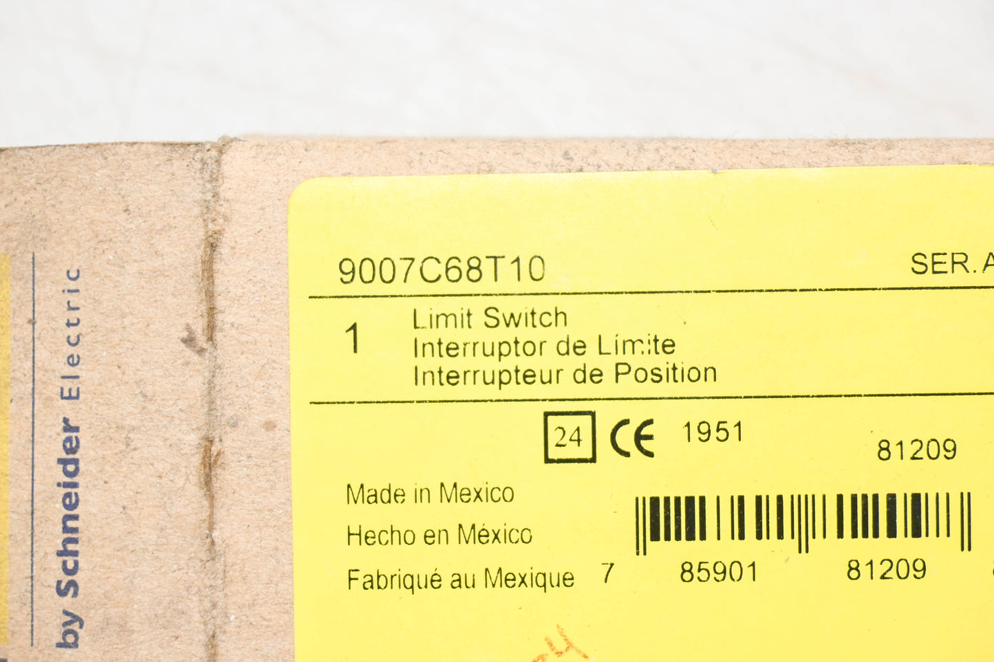 Square D 9007C68T10 Series A Limit Switch NOS