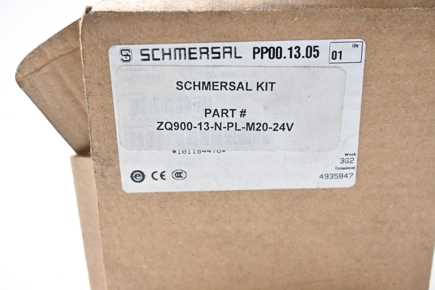 Schmersal ZQ900-13-N-PL-M20-24V Cable Pull Emergency Switch NOS