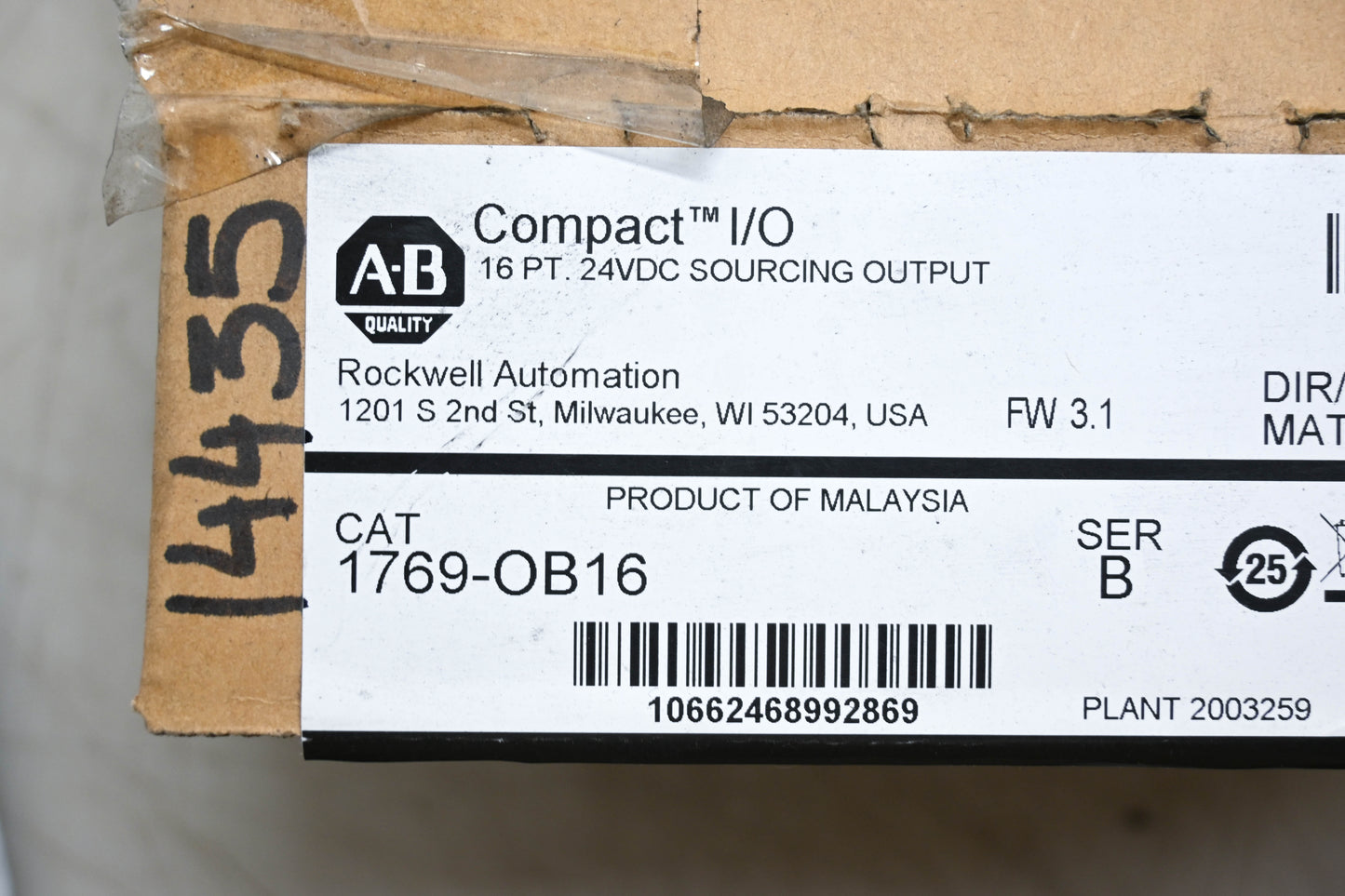 Allen-Bradley 1769-OB16 Compact I/O Series B Sourcing Output 24VDC NOS