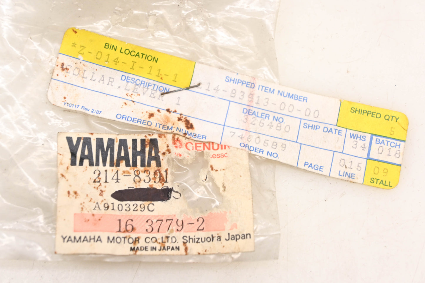 New OEM Yamaha 214-83913-00-00 Lever Collar NOS
