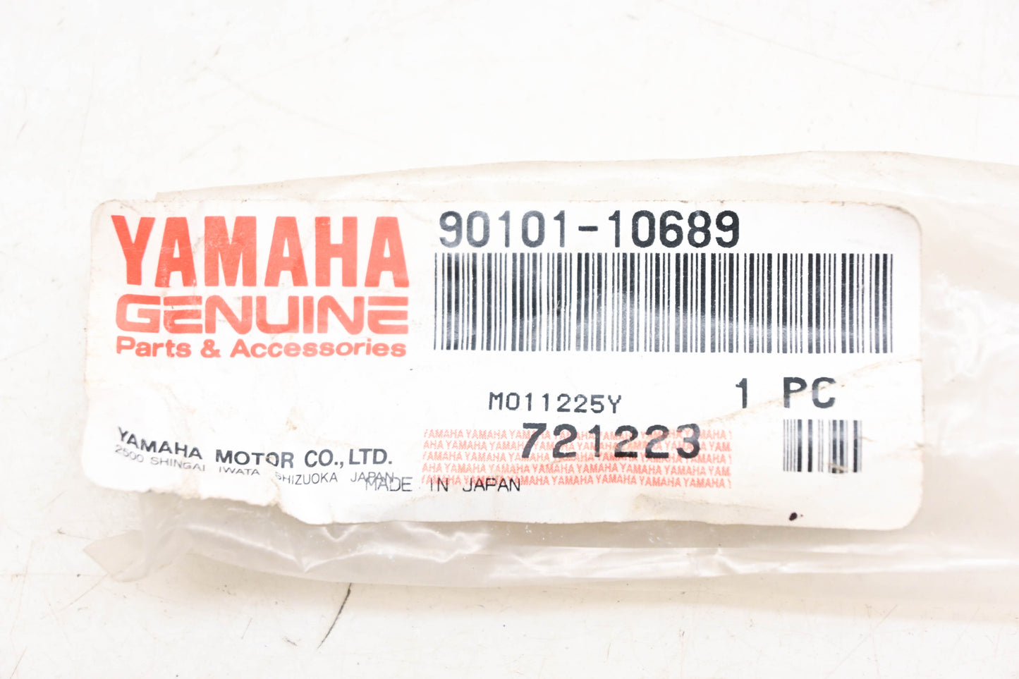 New OEM Yamaha 90101-10689-00 Hex Bolt NOS