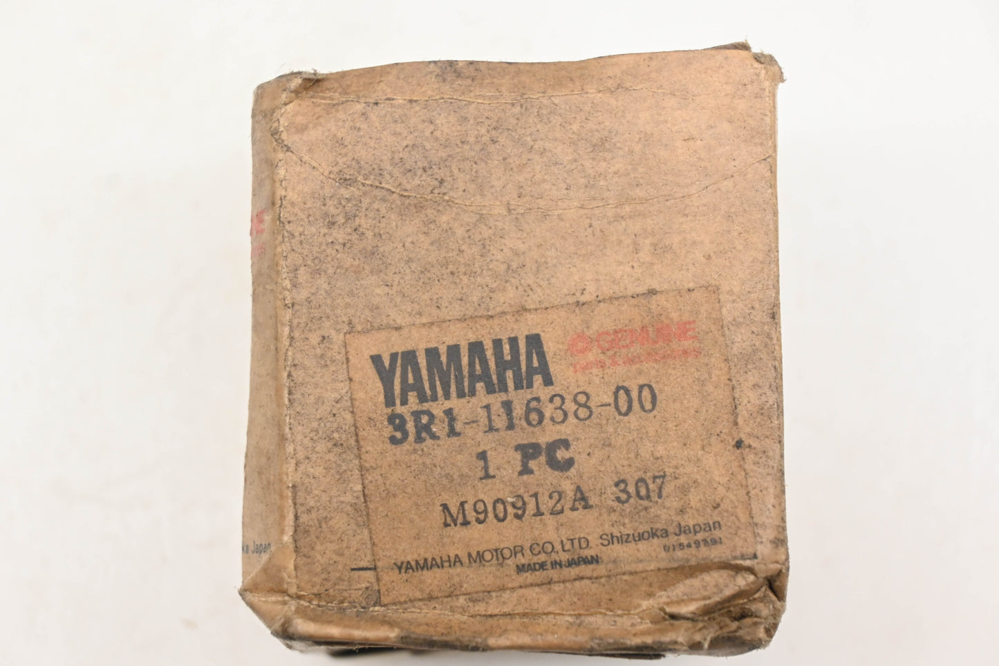 New OEM Yamaha 3R1-11638-00-00 Piston 1.00mm O/S NOS