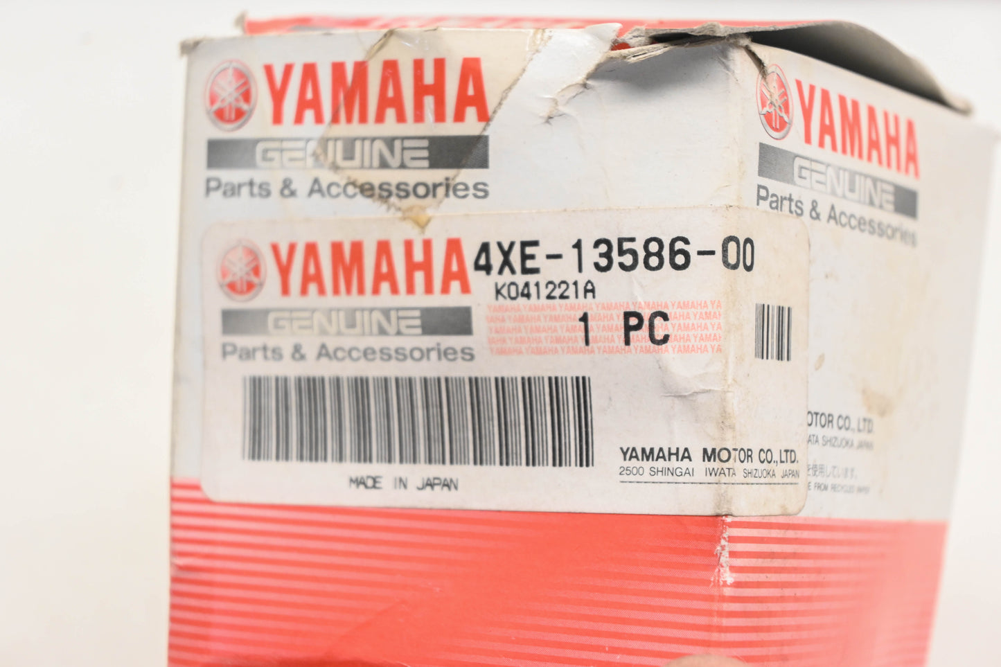 New OEM Yamaha 4XE-13586-00-00 Intake Manifold Boot Joint NOS